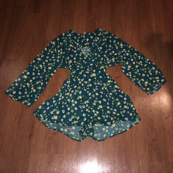 Free People green long sleeve romper - Picture 2 of 2